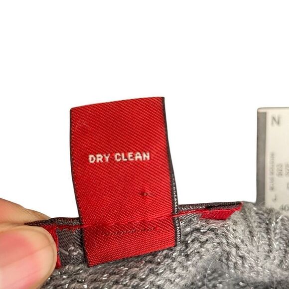 Sundance Womens Silk Angora Blend Cardigan M 3/4 Sleeve Shimmer Holiday Formal - Picture 4 of 5